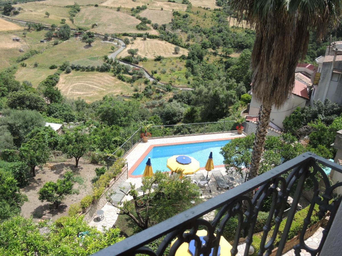 Il Giardino Degli Aranci Aparthotel Antonimina Εξωτερικό φωτογραφία