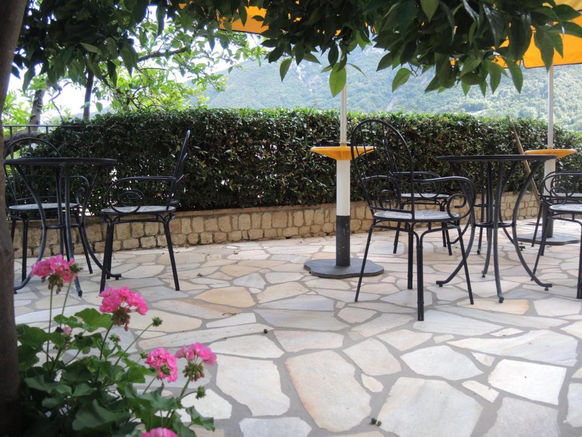 Il Giardino Degli Aranci Aparthotel Antonimina Εξωτερικό φωτογραφία